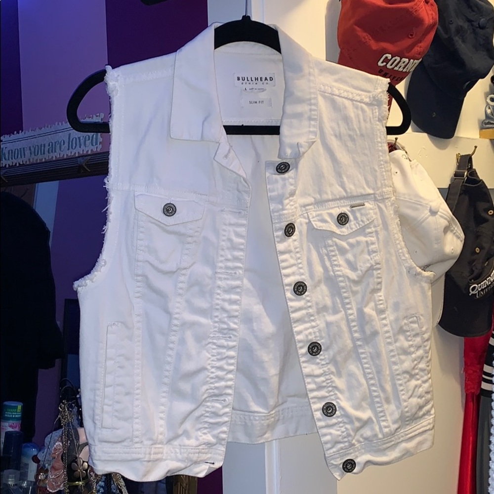 New Bullhead White Denim Vest